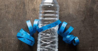 5-super-simple-diy-tricks-to-lose-up-to-15-pounds-of-water-weight-in-the-comfort-of-your-own-home