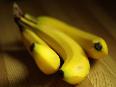 australian-nutritionist-says-eating-banana-skins-can-help-you-lose-weight