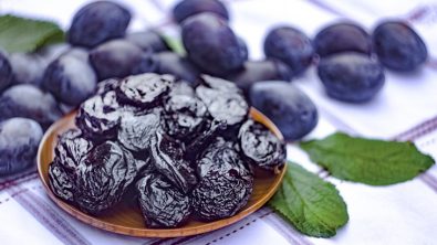 studies-show-how-prunes-help-prevent-osteoporosis-among-older-females