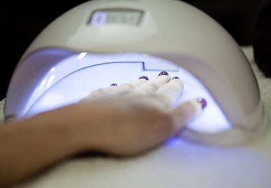 skin-cancer-risk-increases-with-the-use-of-uv-nail-dryers-of-gel-nail-polish