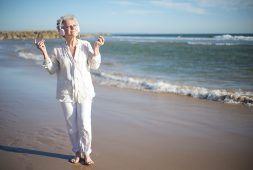 listening-and-practicing-music-can-help-slow-down-cognitive-decline-in-healthy-seniors