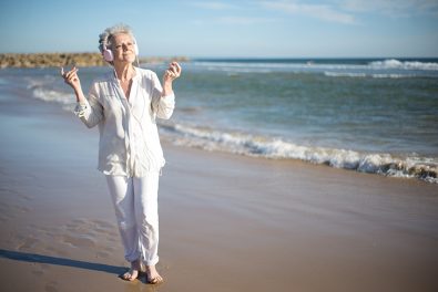 listening-and-practicing-music-can-help-slow-down-cognitive-decline-in-healthy-seniors
