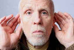 researchers-find-potential-link-between-hearing-aid-users-and-reduced-dementia-risk