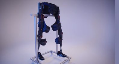 incredible-italian-made-exoskeleton-helps-disabled-users-to-walk-and-stand